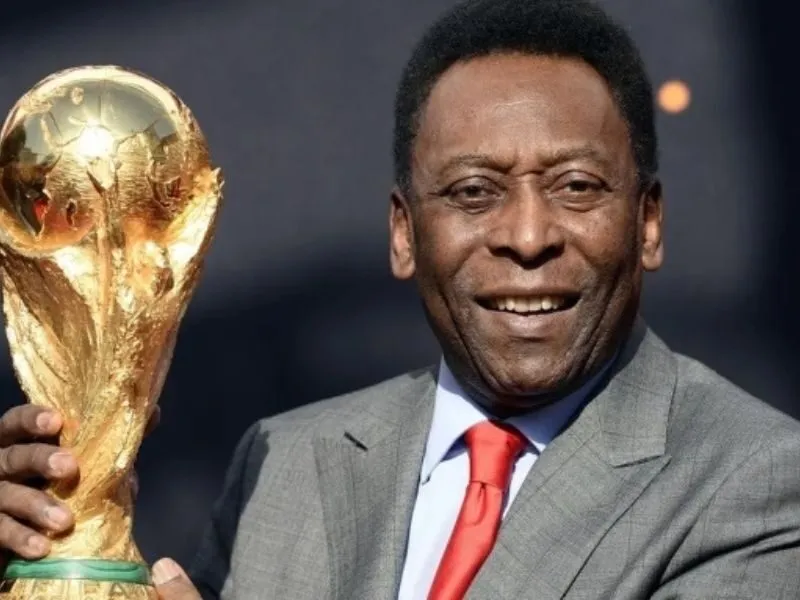 Pelé (757 bàn) - Top 100 cầu thủ ghi bàn nhiều nhất